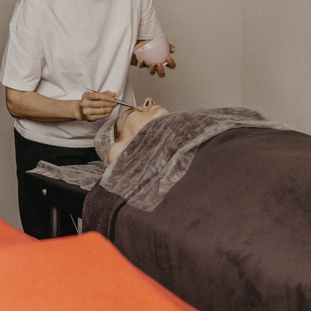 минусы самозанятости в косметологии 